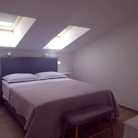 Apartment Milat Danijel