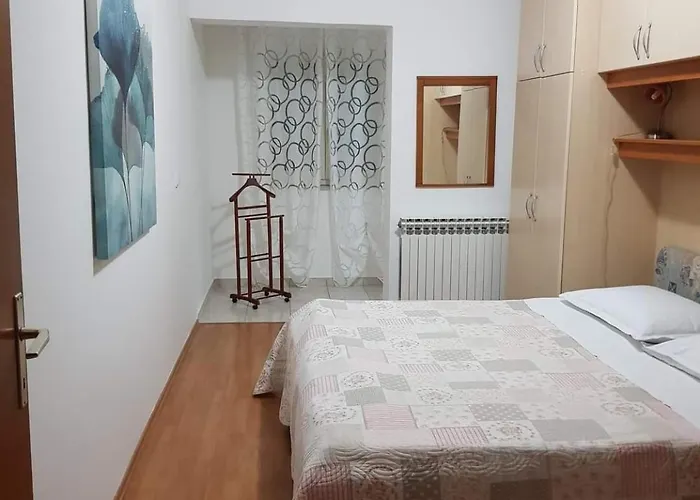 Milat Danijel * Sveti Filip i Jakov